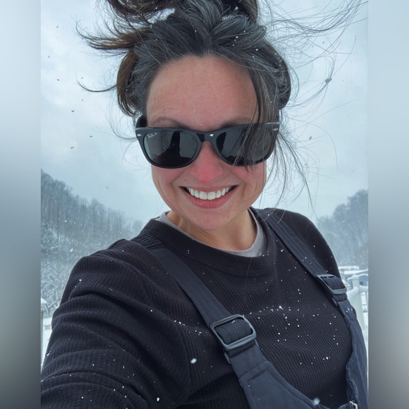 Meet your Posher, Shnoah - Picture 2 of 2